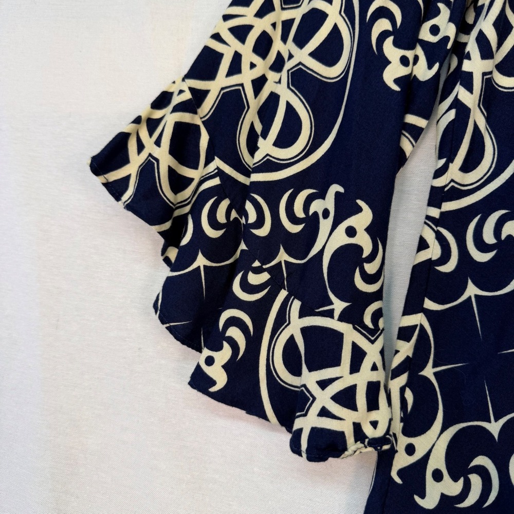 Escapada Navy Blue Cream Geometric Scroll Ruffle Sleeve Tunic Top Rayon Medium - Picture 5 of 6